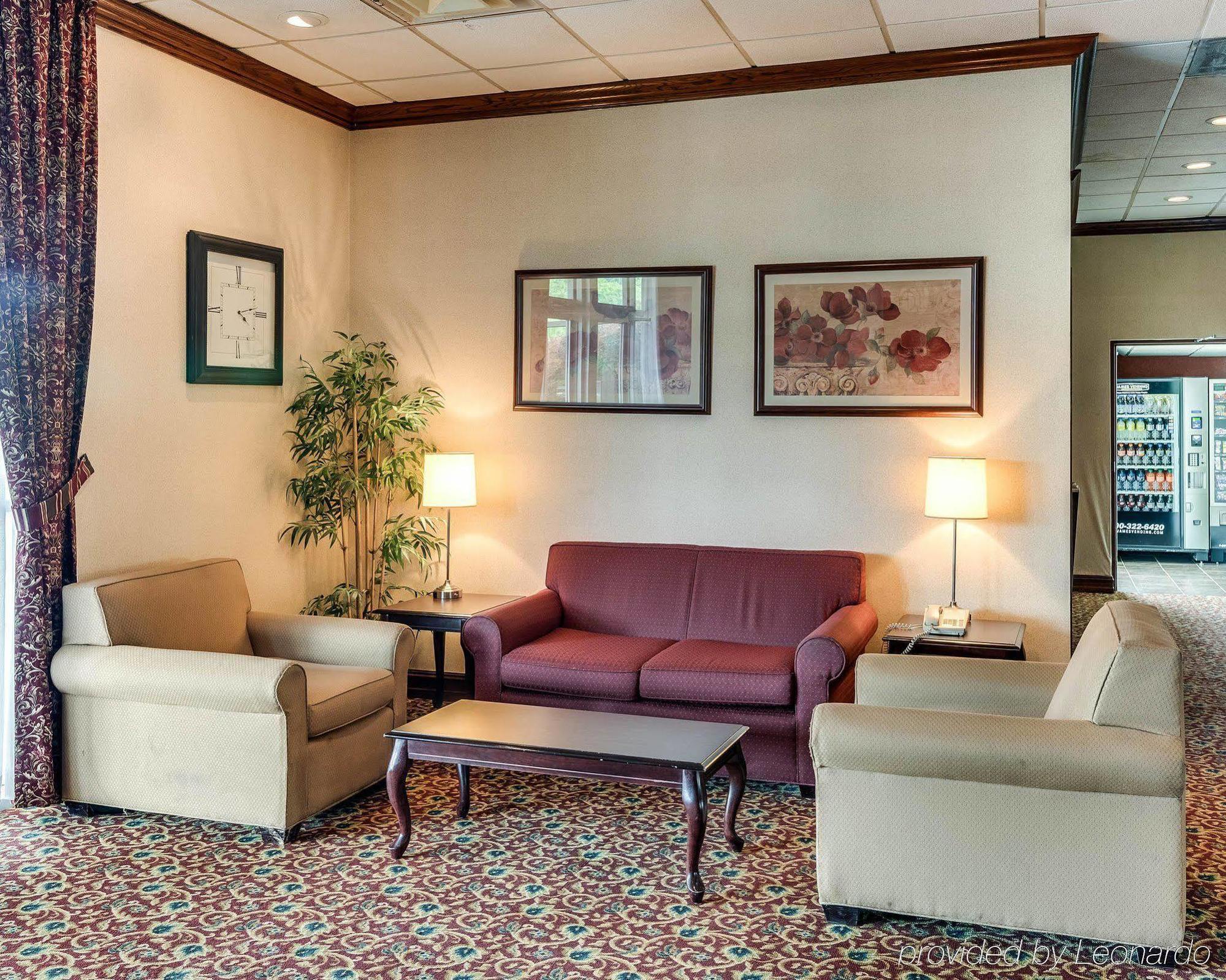 Clarion Inn Fairmont Bagian luar foto